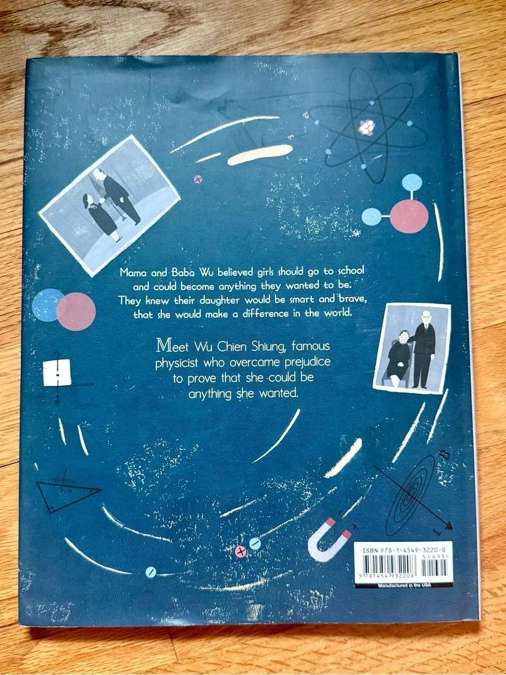 Queen of Physics Wu Chien Shiung by Teresa Robeson Atom Hardcover 2019 Ages 4-8